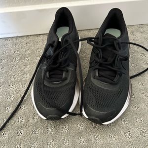 Lululemon black running shoes!